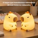 Luz Noturna Infantil Capivara LED em Silicone com Temporizador e USB